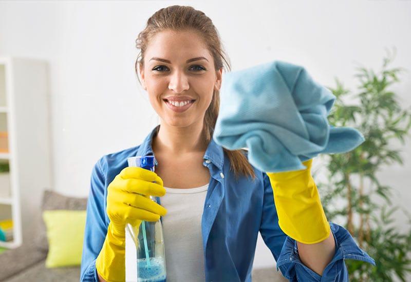 Come pulire le vetrate scorrevoli: 5 consigli pratici