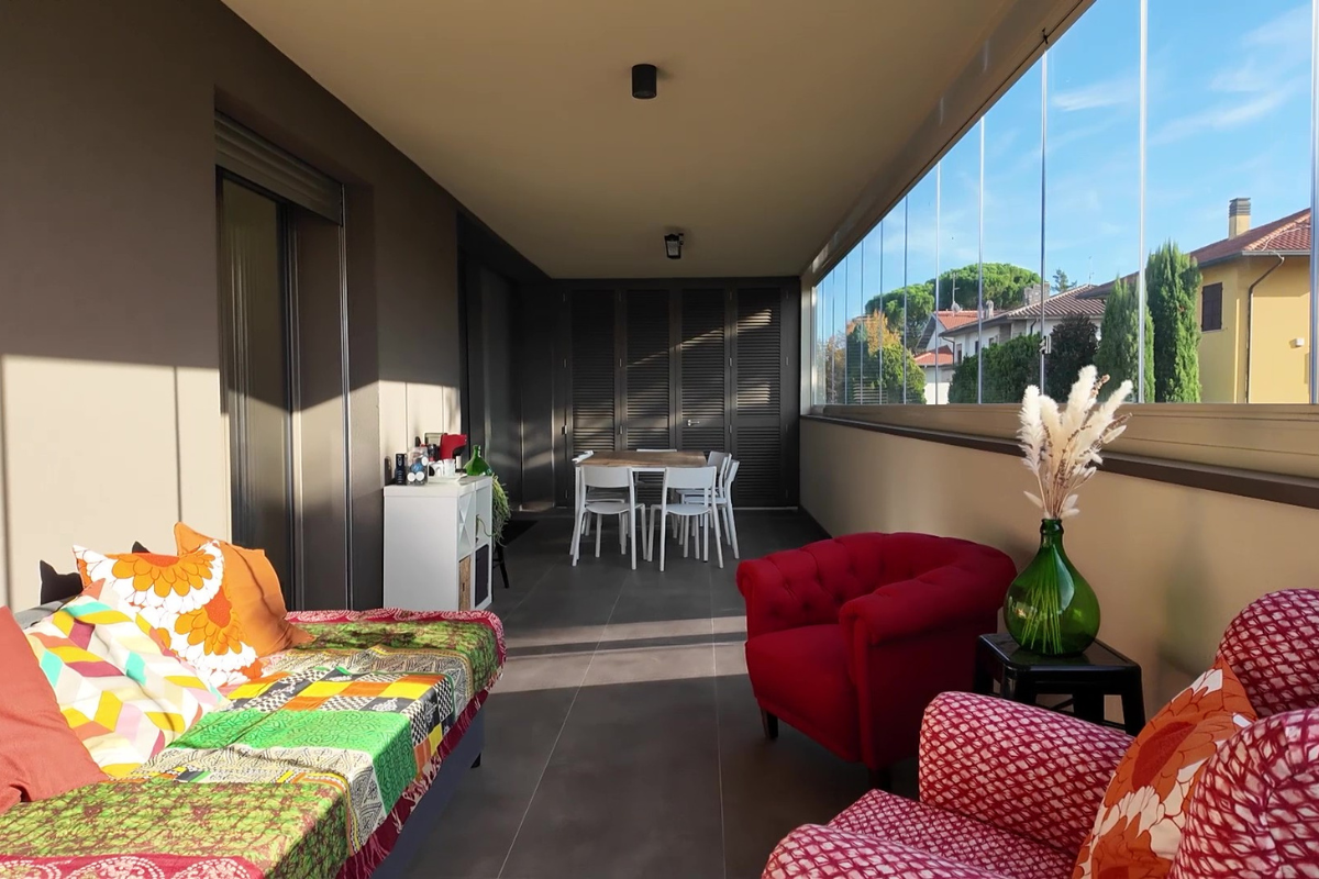 terrazzo chiuso con vetrate